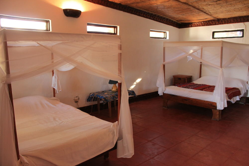 Njaya Lodge Nkhata Bay Eksteriør billede