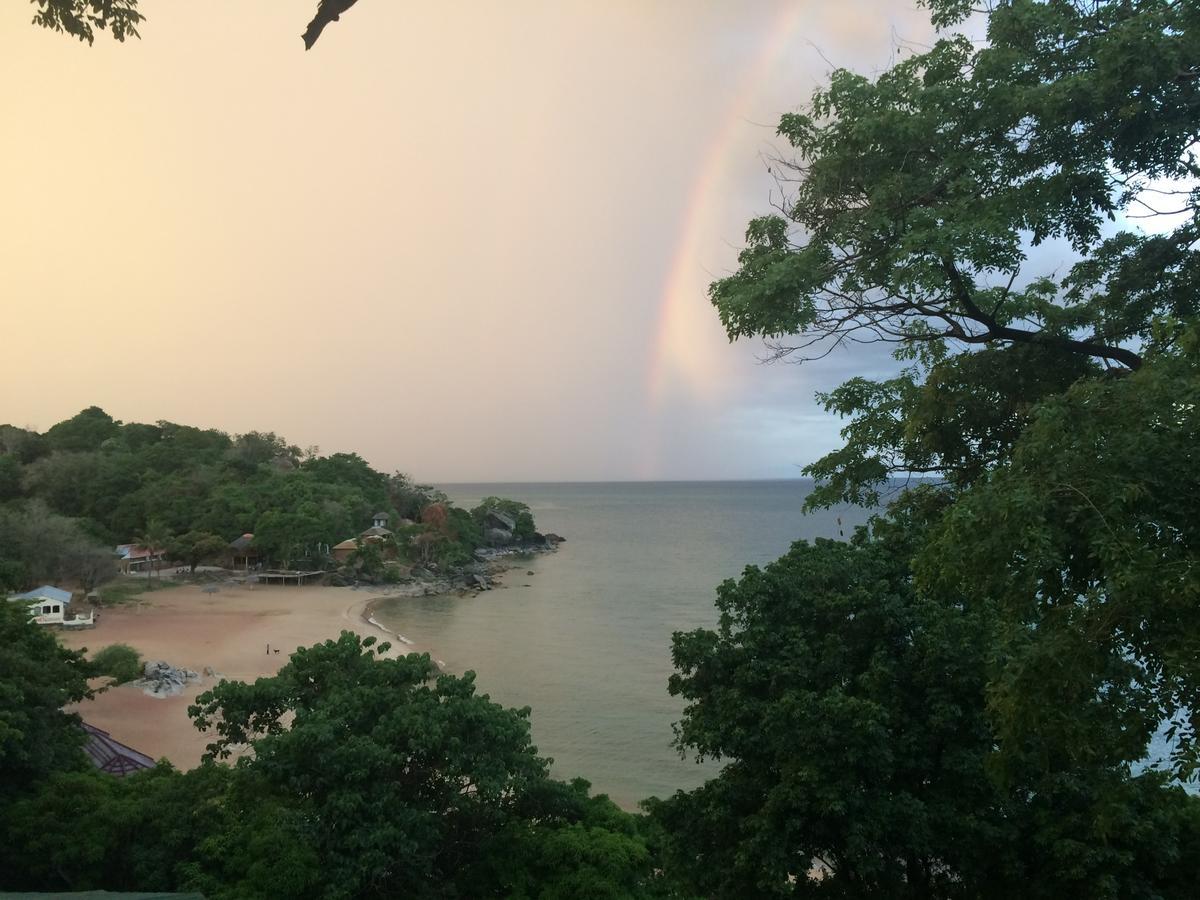 Njaya Lodge Nkhata Bay Eksteriør billede