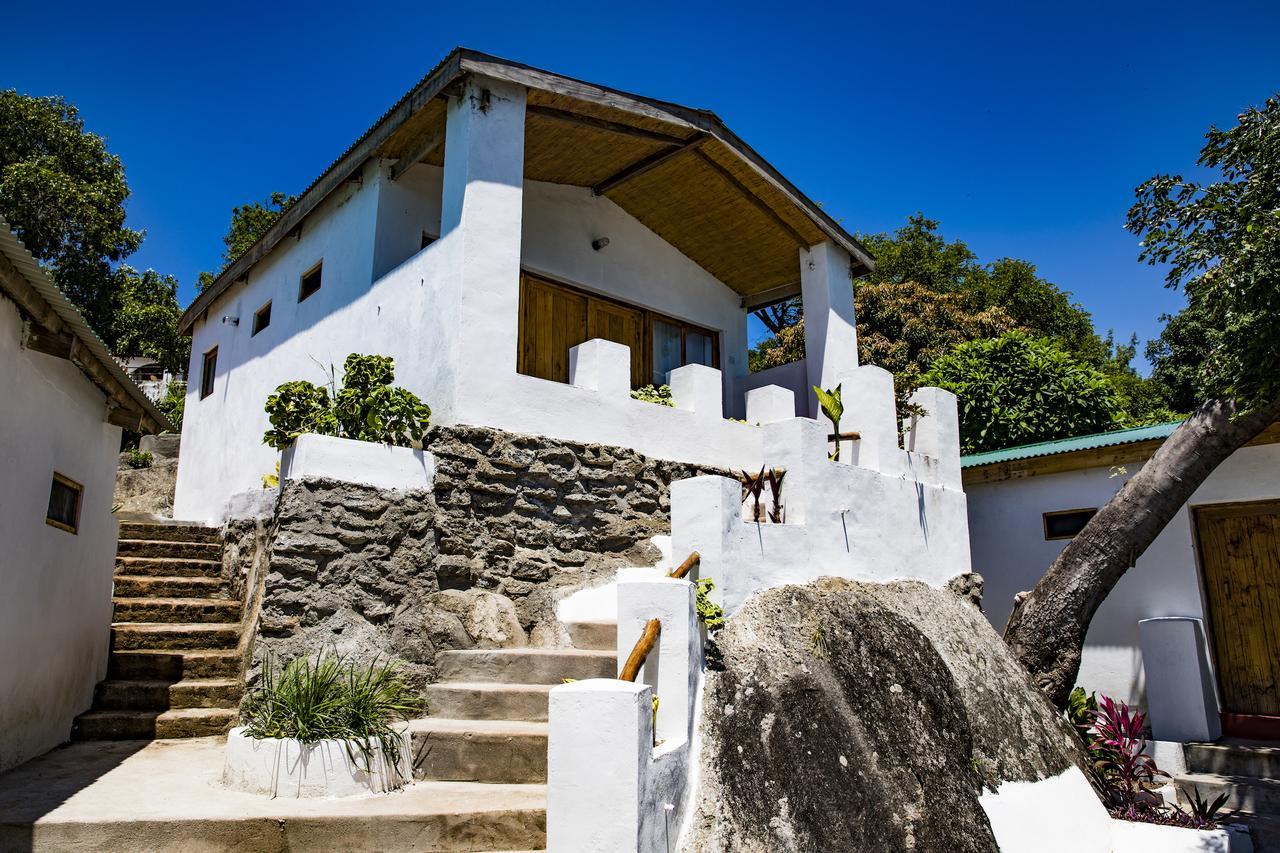 Njaya Lodge Nkhata Bay Eksteriør billede